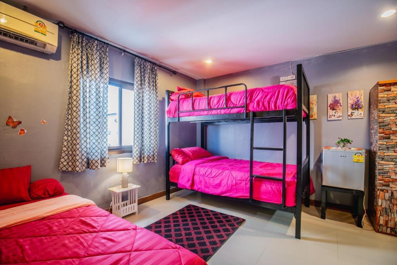 Bed and breakfast Menulis Coolly House Patong Extérieur photo