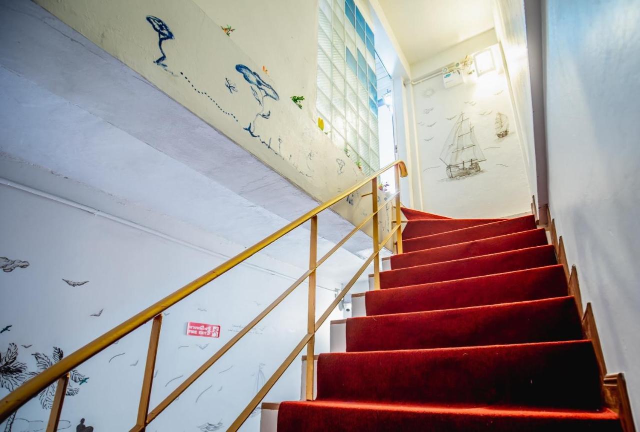Bed and breakfast Menulis Coolly House Patong Extérieur photo